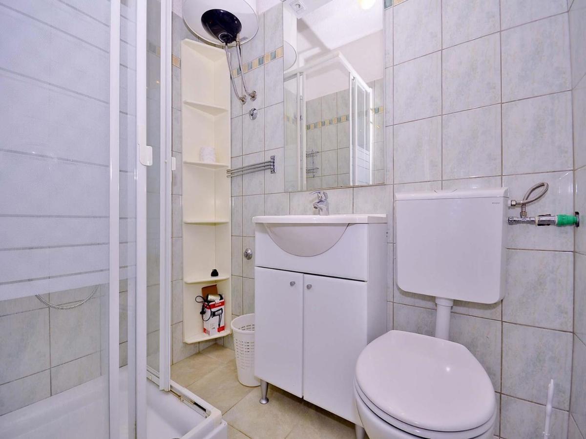 Apartments Miro 636 Ровин Екстериор снимка