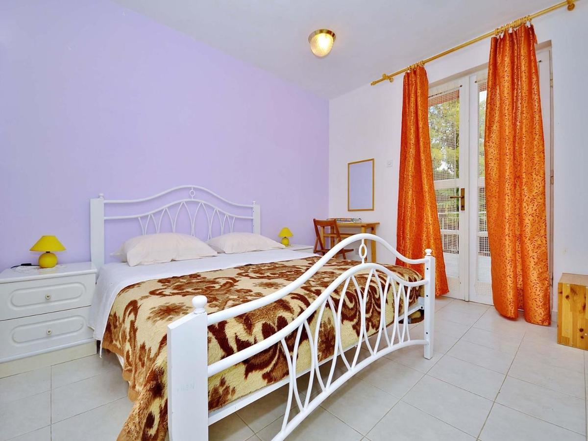 Apartments Miro 636 Ровин Екстериор снимка