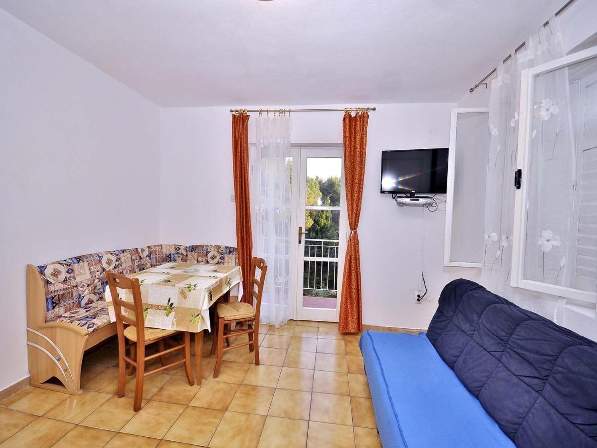 Apartments Miro 636 Ровин Екстериор снимка