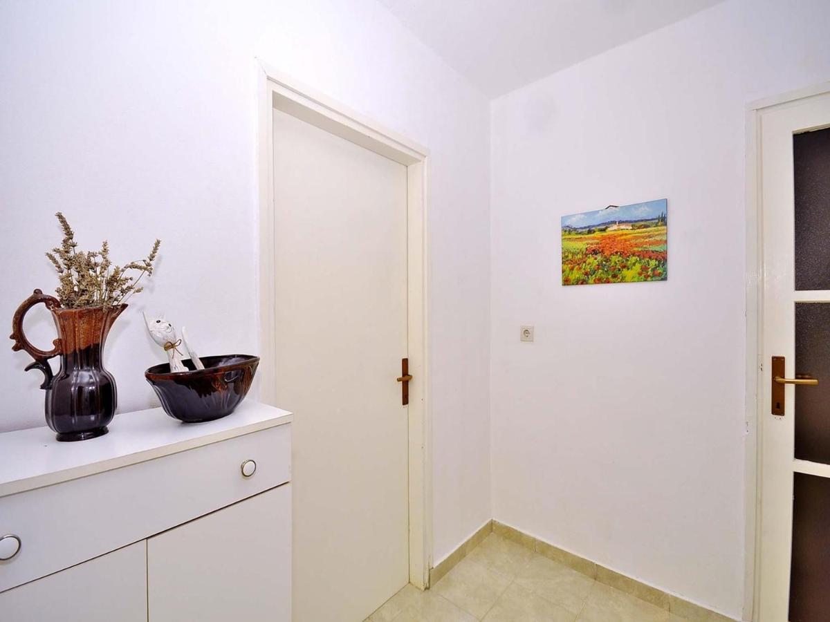 Apartments Miro 636 Ровин Екстериор снимка