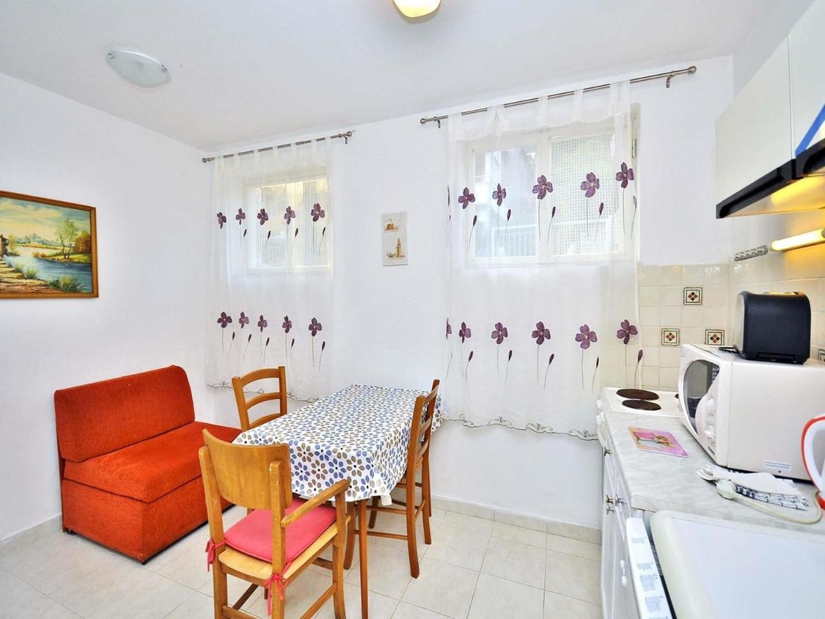 Apartments Miro 636 Ровин Екстериор снимка